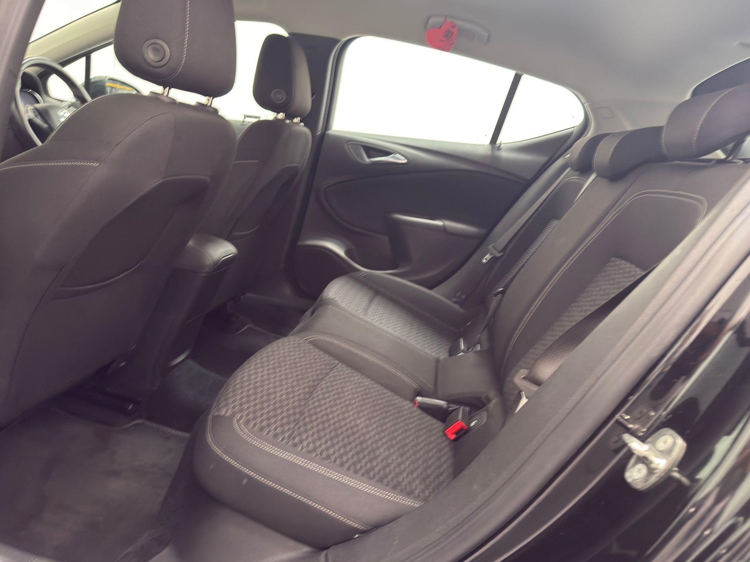 Used Vauxhall Astra 2018 for sale - 76094306: Photo 38