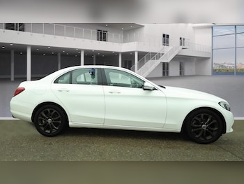 Used Mercedes-Benz C-Class 2016 for sale - 75670492: Photo