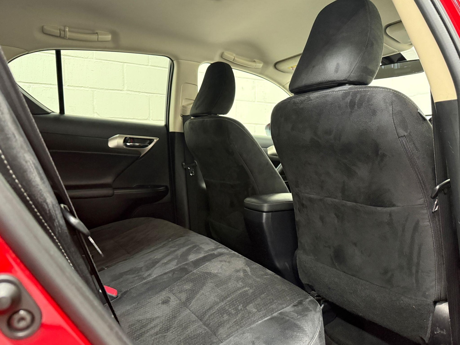 Used Lexus CT 2014 for sale - 76152871: Photo 44