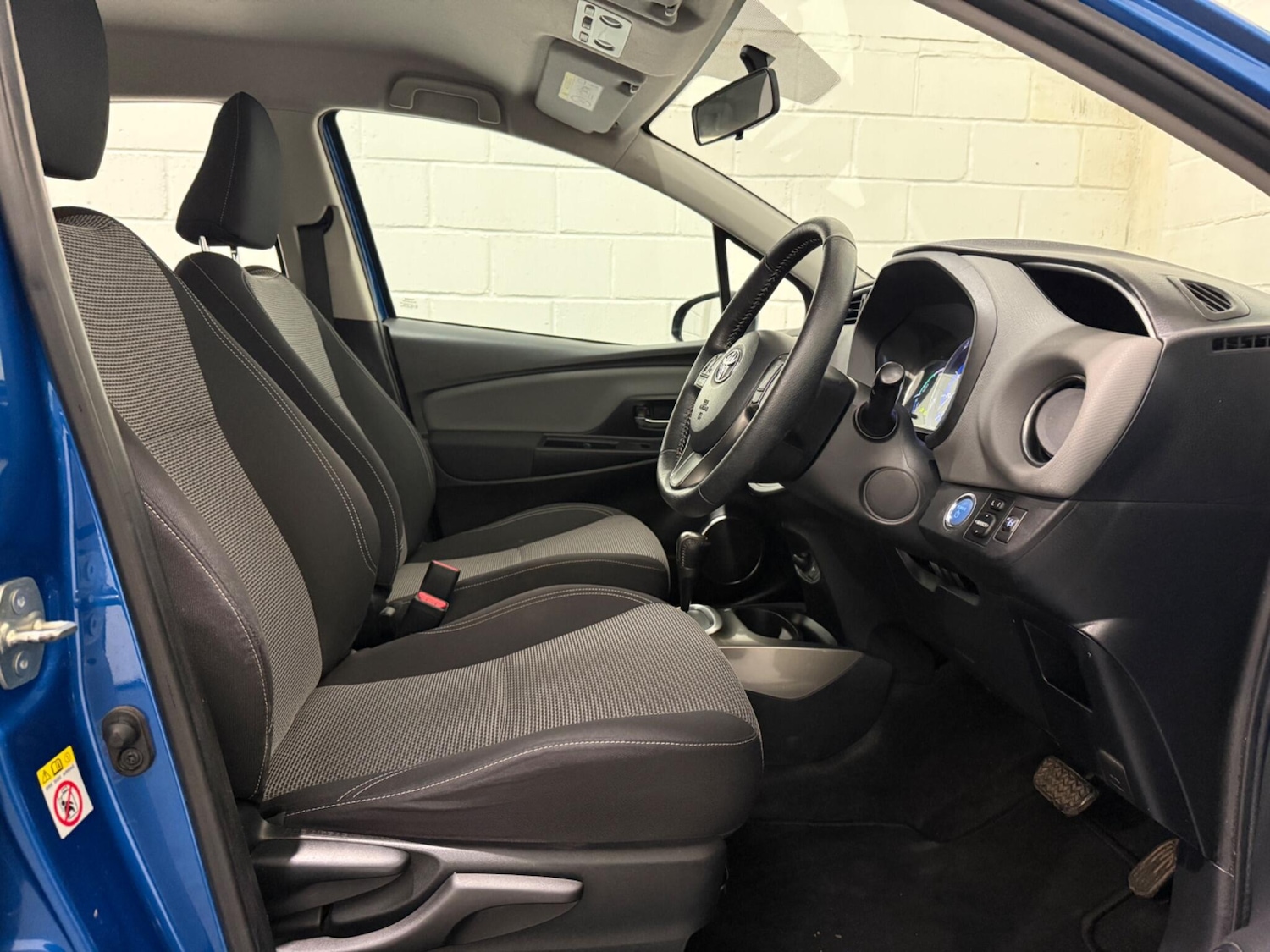 Used Toyota Yaris 2014 for sale - 76802160: Photo 20