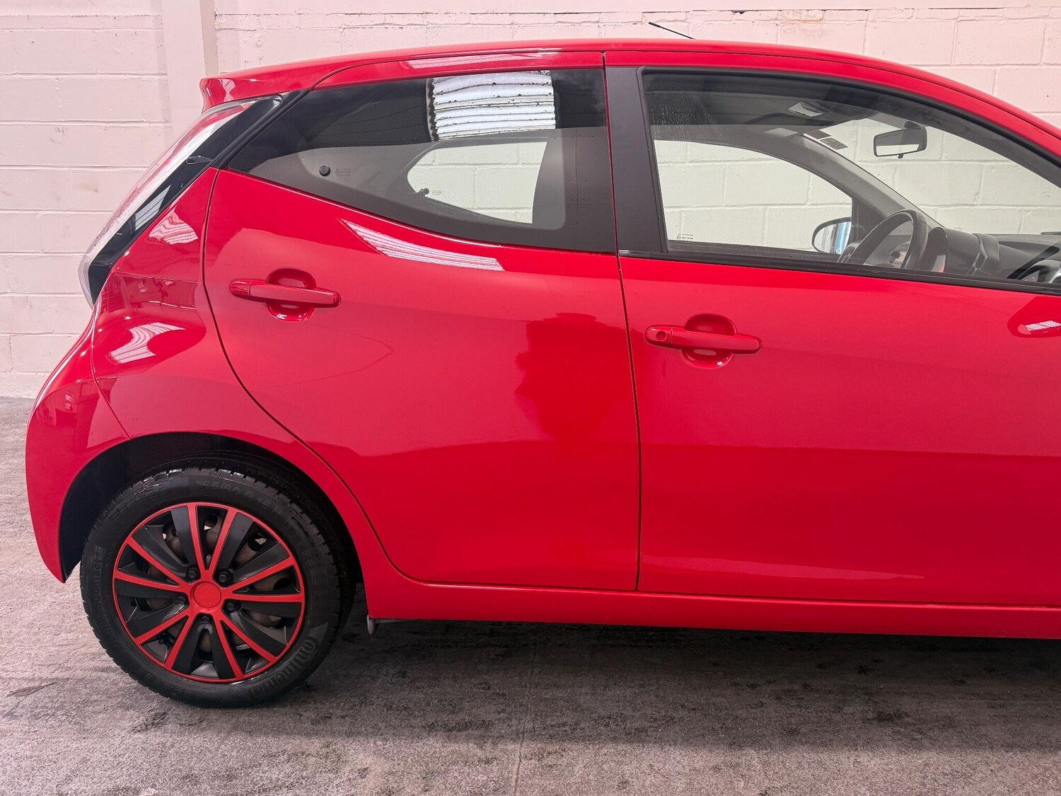 Used Toyota AYGO 2017 for sale - 76952970: Photo 11