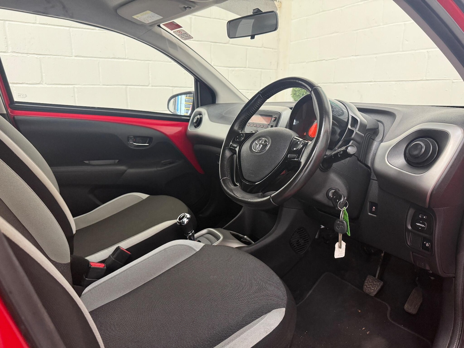 Used Toyota AYGO 2017 for sale - 76952970: Photo 19