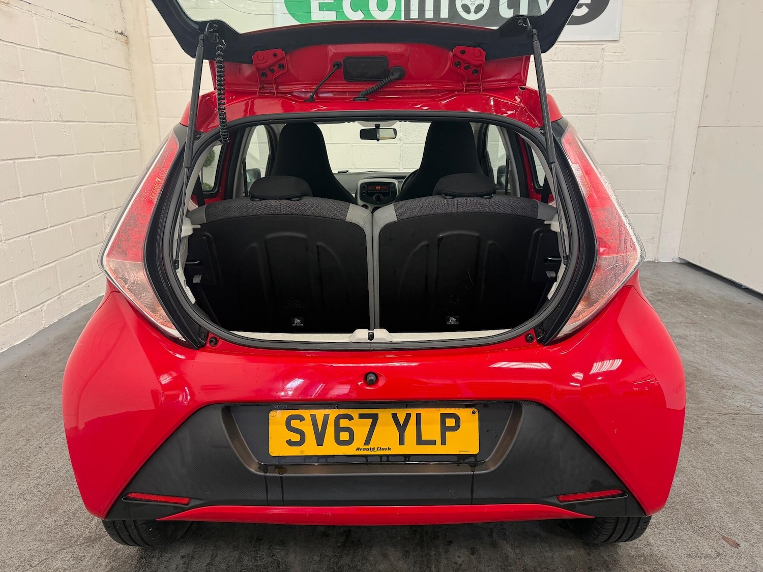 Used Toyota AYGO 2017 for sale - 76952970: Photo 34