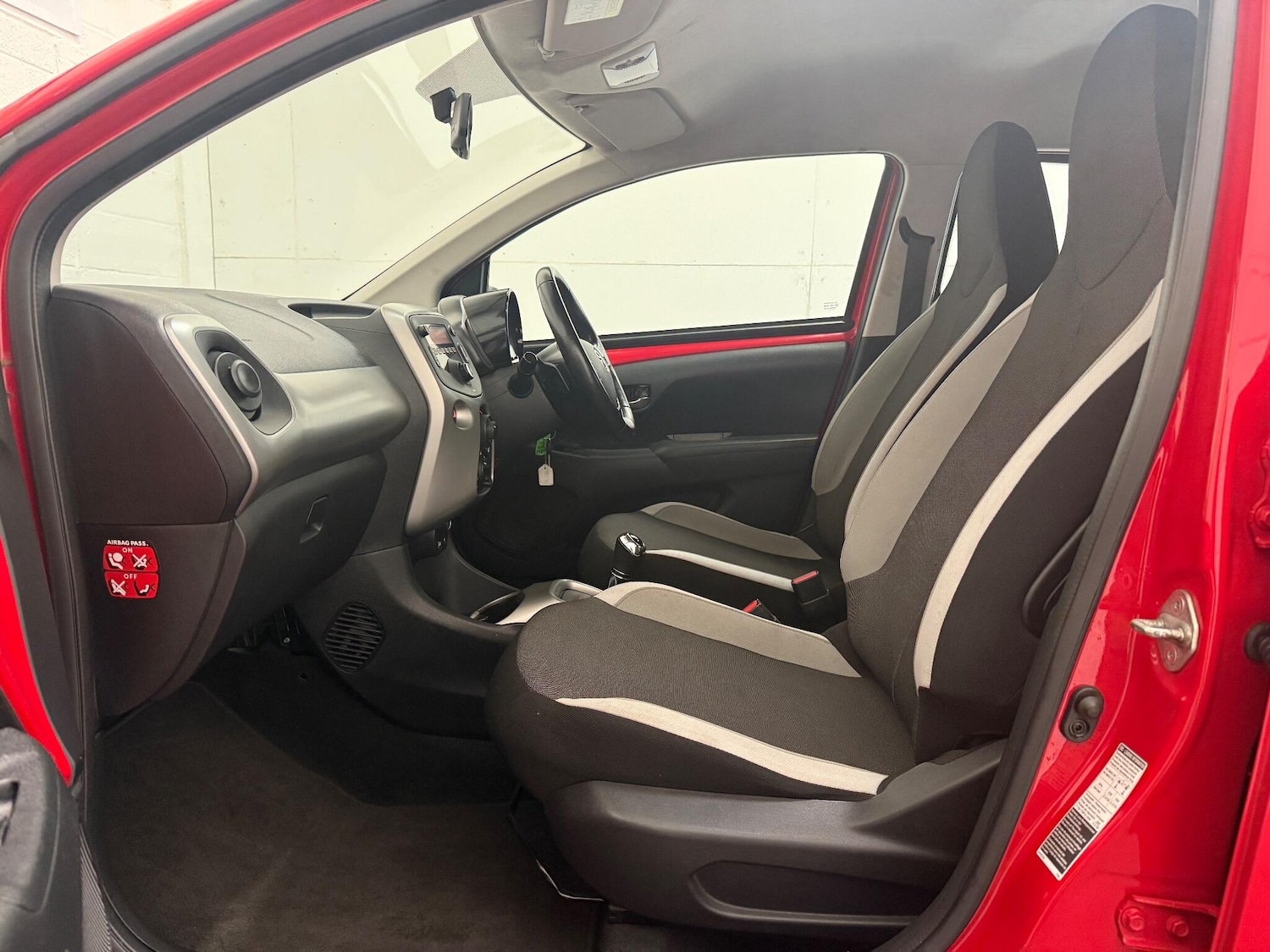 Used Toyota AYGO 2017 for sale - 76952970: Photo 36