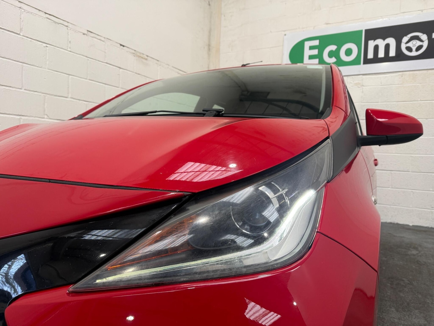 Used Toyota AYGO 2017 for sale - 76952970: Photo 39