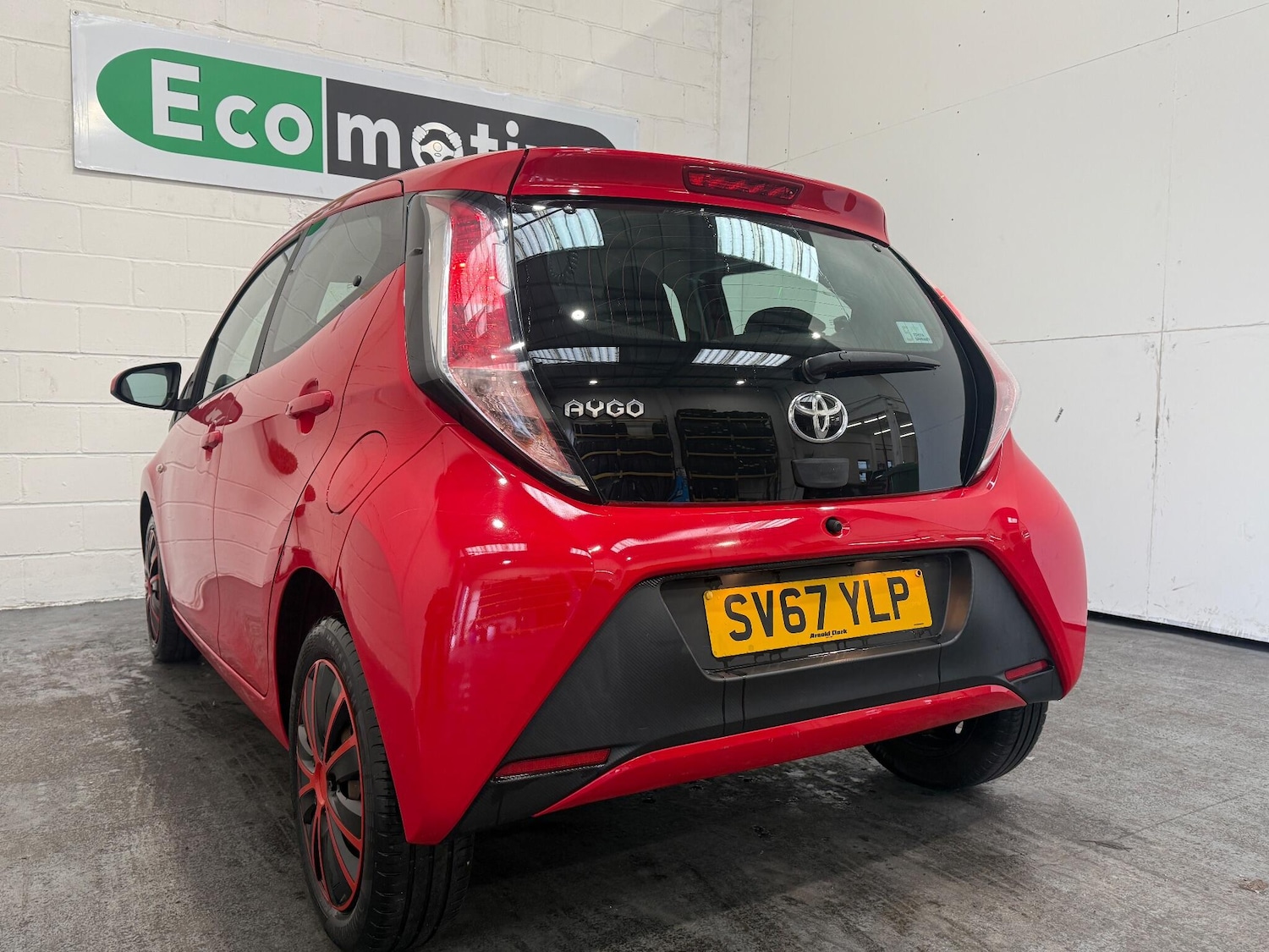 Used Toyota AYGO 2017 for sale - 76952970: Photo 4