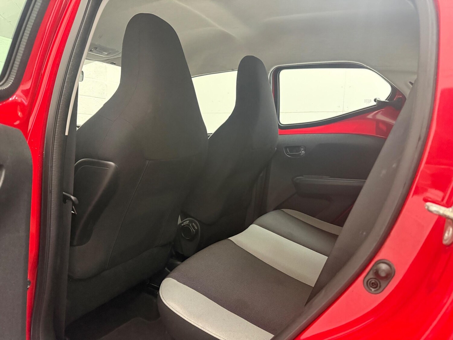 Used Toyota AYGO 2017 for sale - 76952970: Photo 47