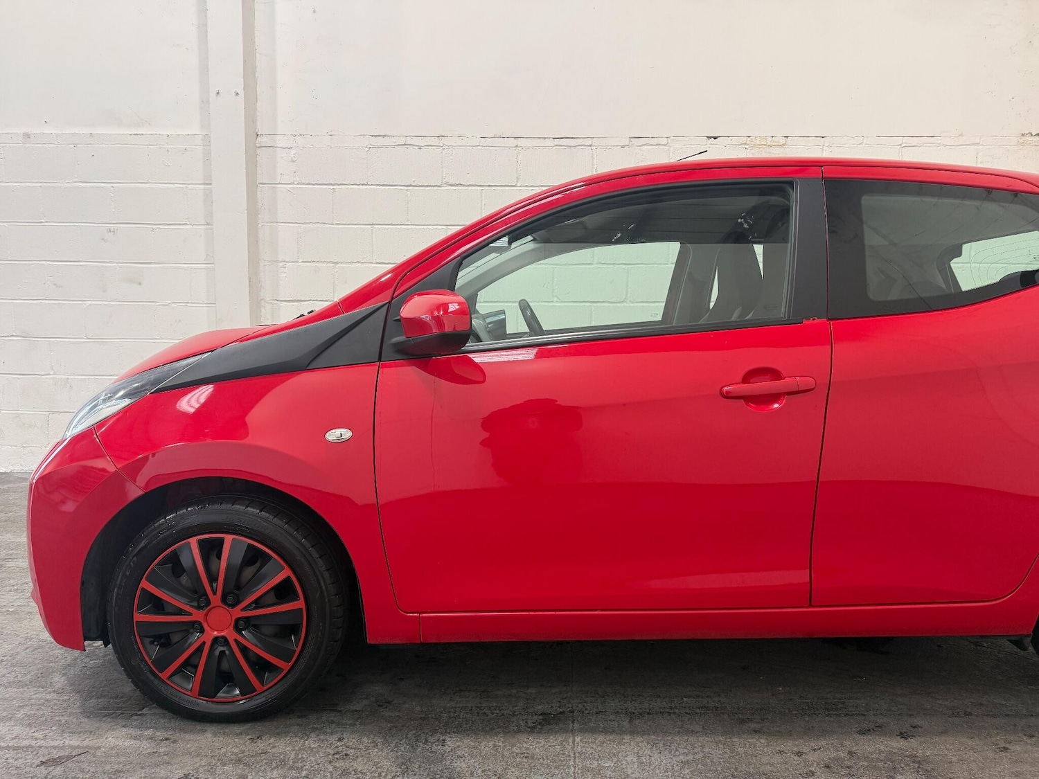 Used Toyota AYGO 2017 for sale - 76952970: Photo 6