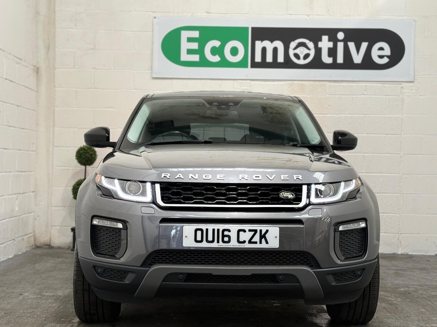 Used Land Rover Range Rover Evoque 2016 for sale - 76371273: Photo 2