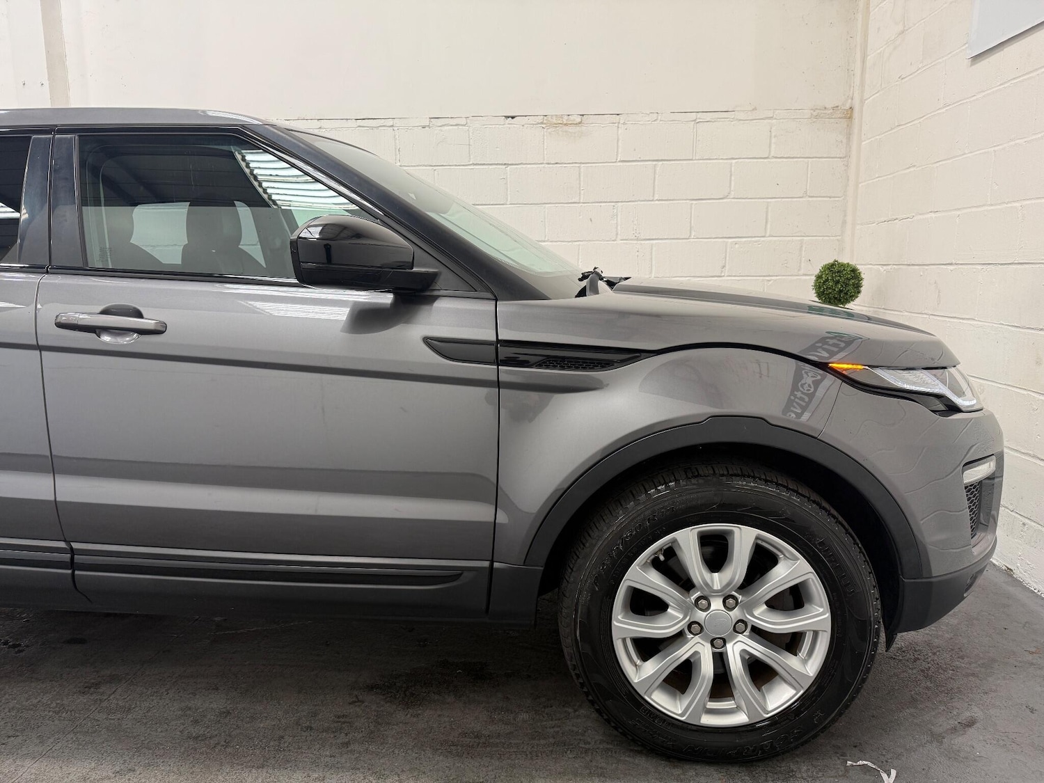 Used Land Rover Range Rover Evoque 2016 for sale - 76371273: Photo 44