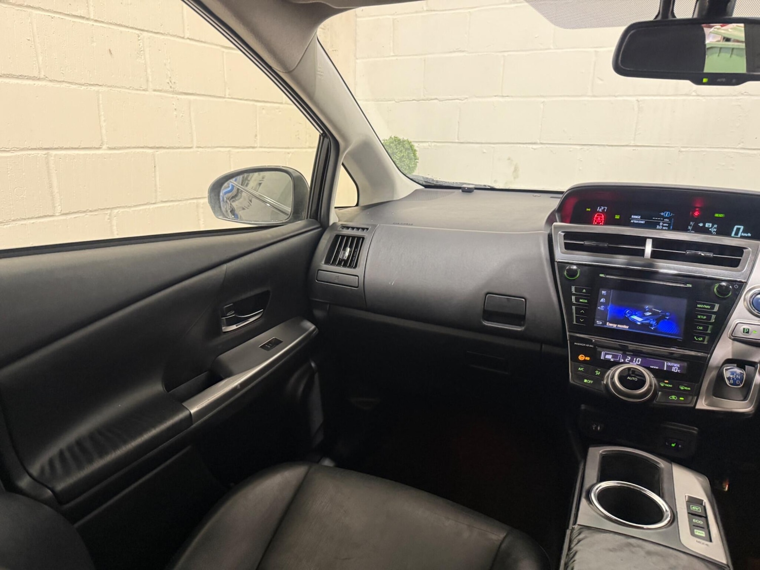 Used Toyota Prius+ 2016 for sale - 77574454: Photo 15