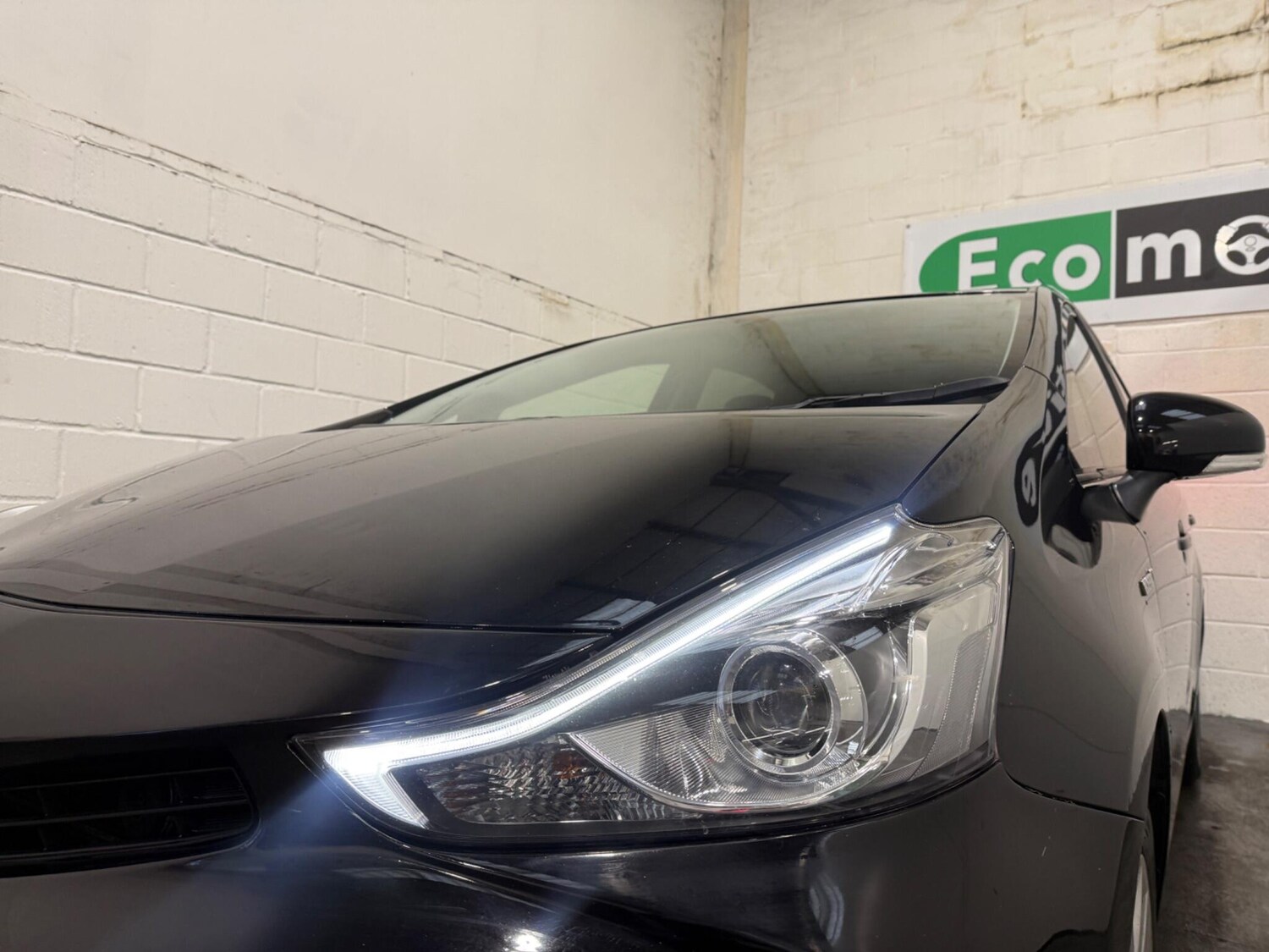 Used Toyota Prius+ 2016 for sale - 77574454: Photo 40