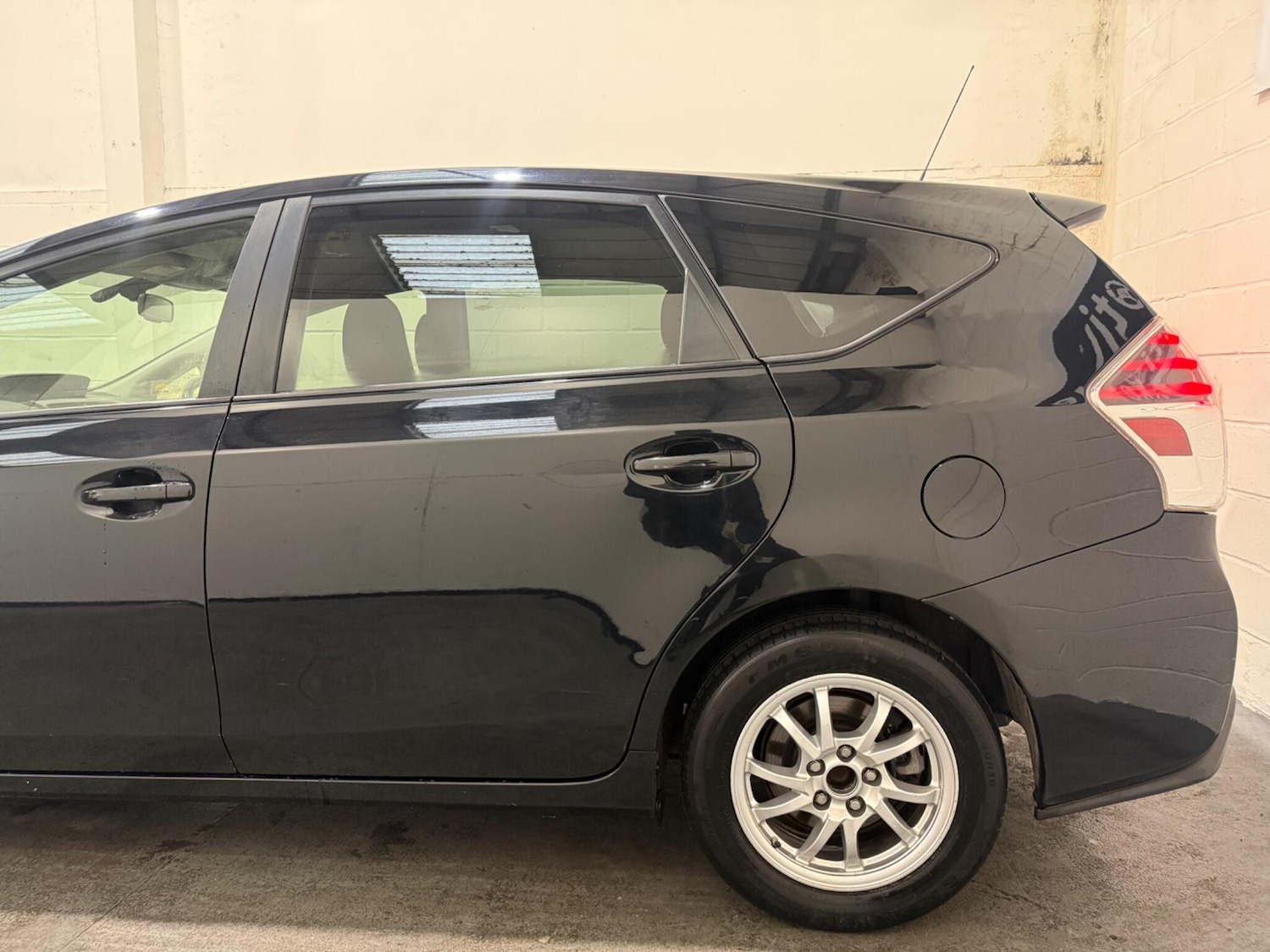 Used Toyota Prius+ 2016 for sale - 77574454: Photo 45