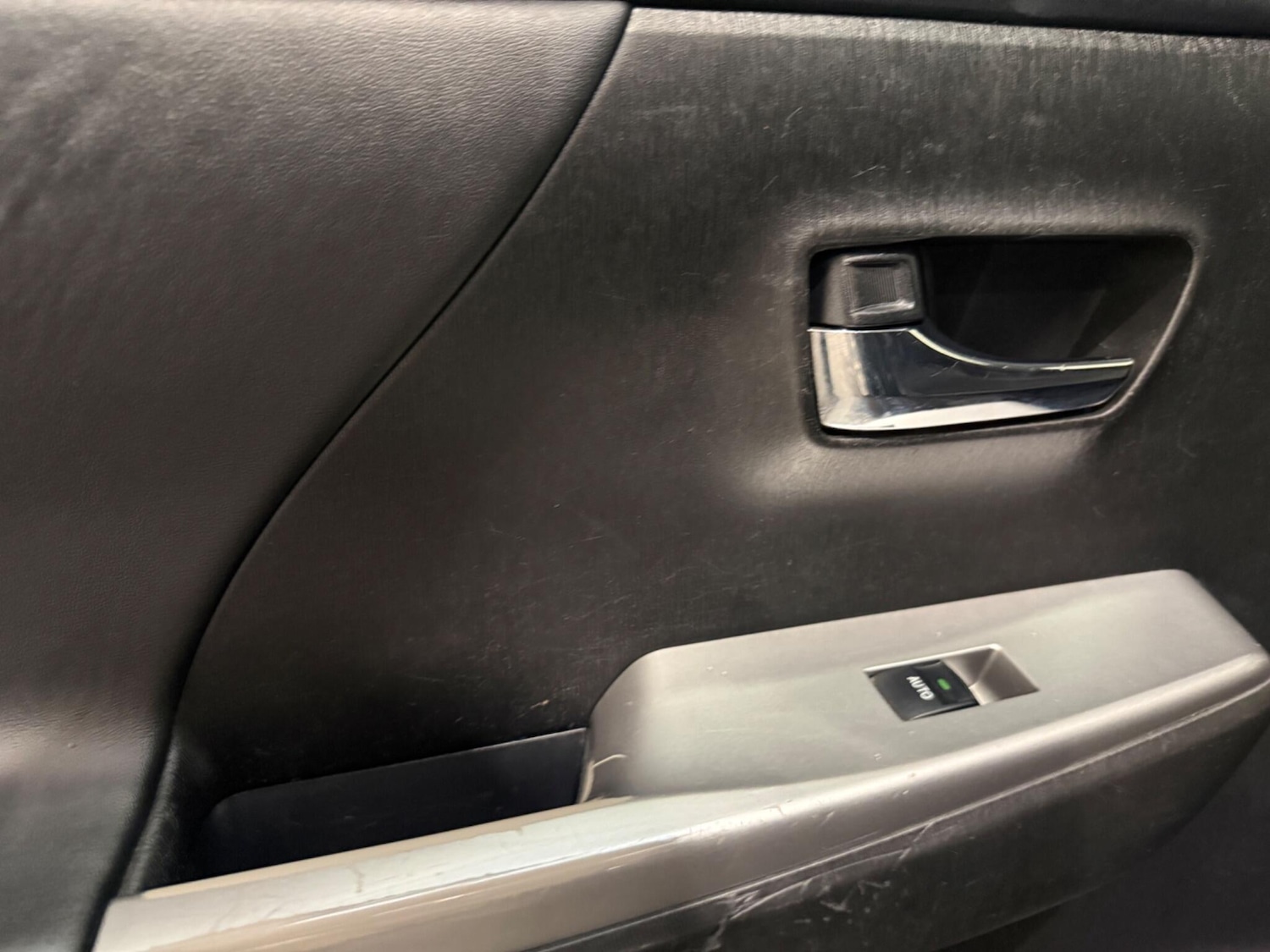 Used Toyota Prius+ 2016 for sale - 77574454: Photo 49