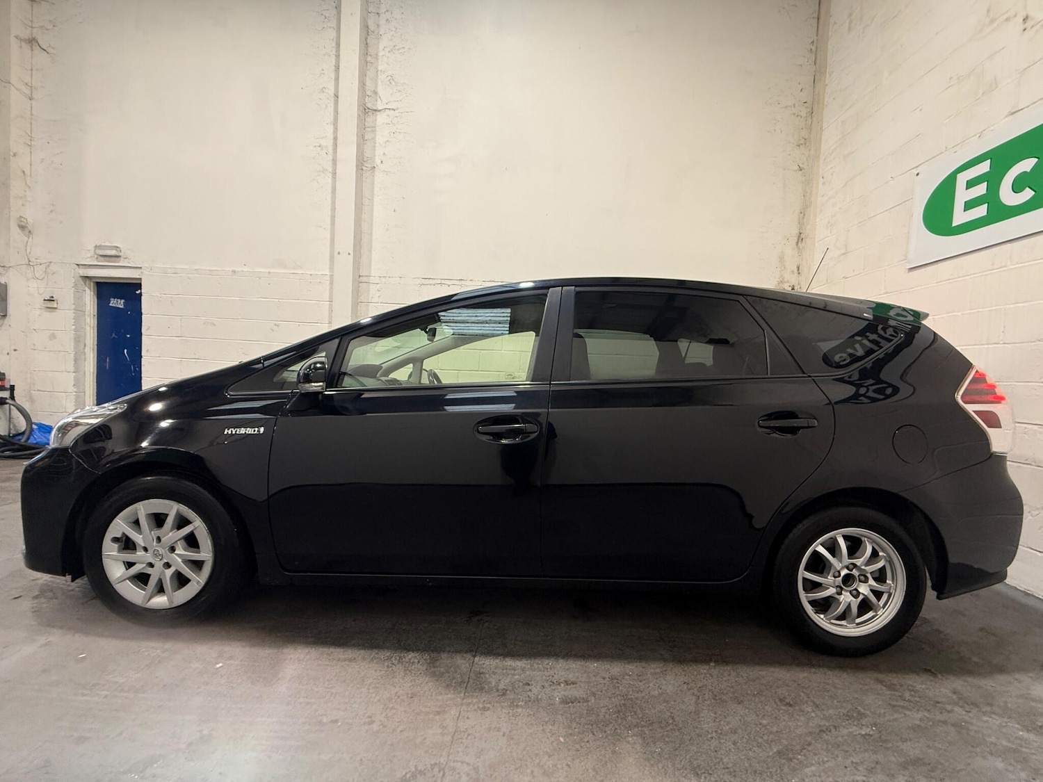 Used Toyota Prius+ 2016 for sale - 77574454: Photo 5