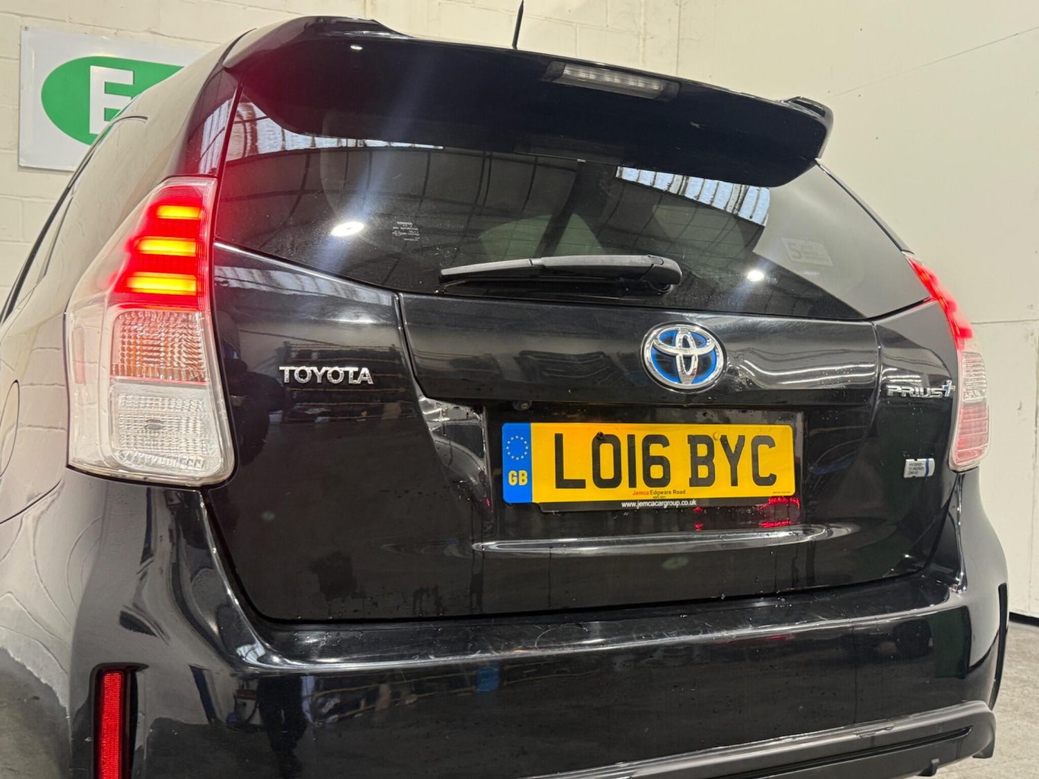 Used Toyota Prius+ 2016 for sale - 77574454: Photo 9