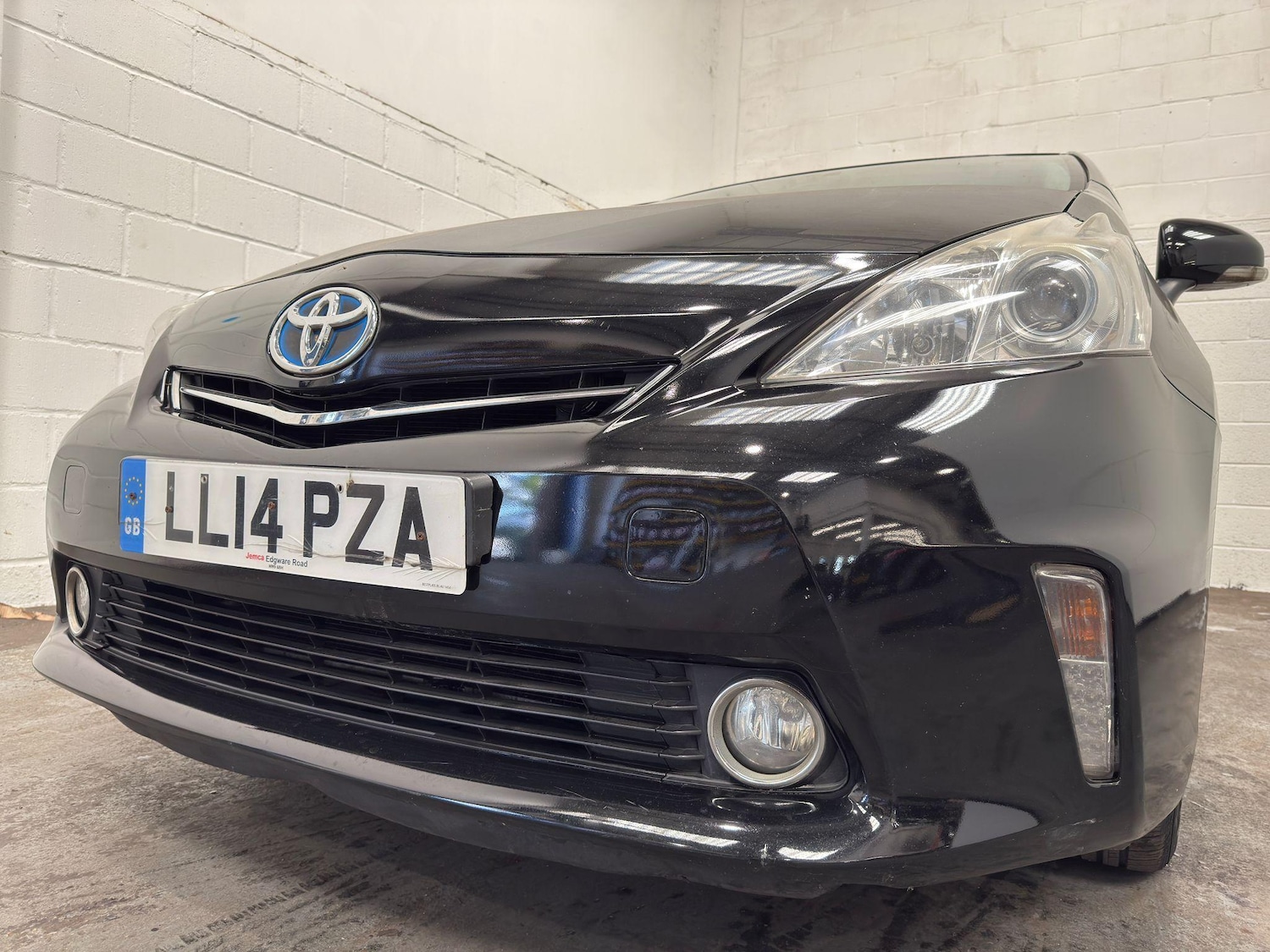 Used Toyota Prius+ 2014 for sale - 76109319: Photo 15