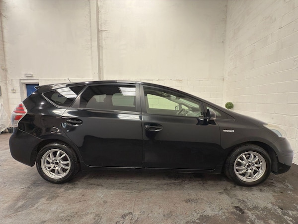 Used Toyota Prius+ 2014 for sale - 76109319: Photo 17