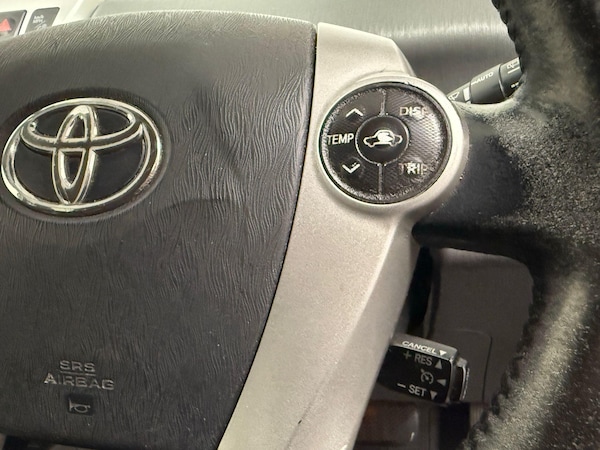 Used Toyota Prius+ 2014 for sale - 76109319: Photo 25
