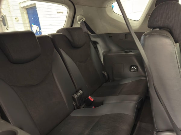 Used Toyota Prius+ 2014 for sale - 76109319: Photo 40