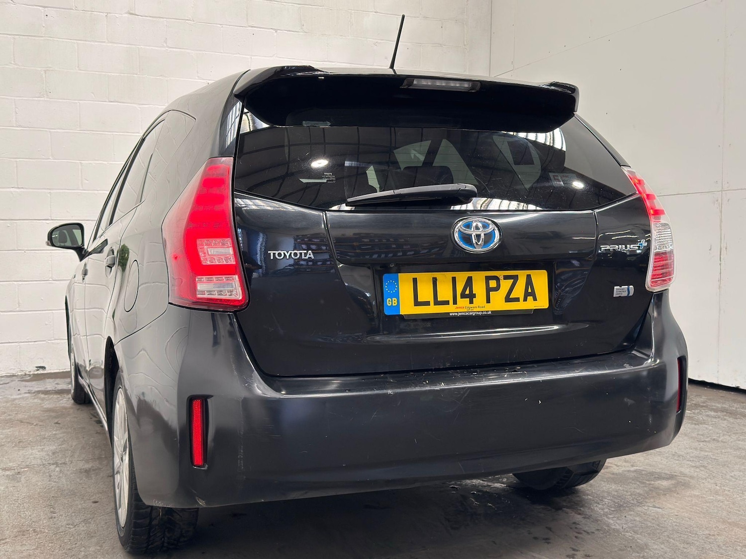 Used Toyota Prius+ 2014 for sale - 76109319: Photo 5