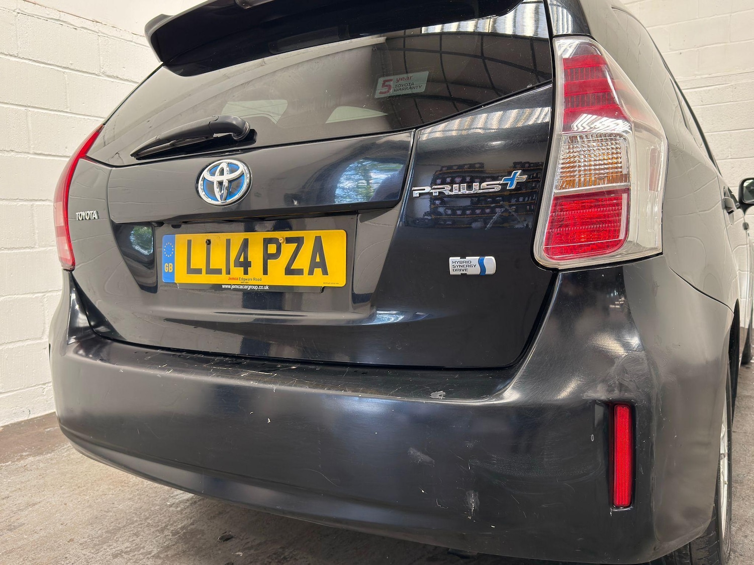 Used Toyota Prius+ 2014 for sale - 76109319: Photo 8