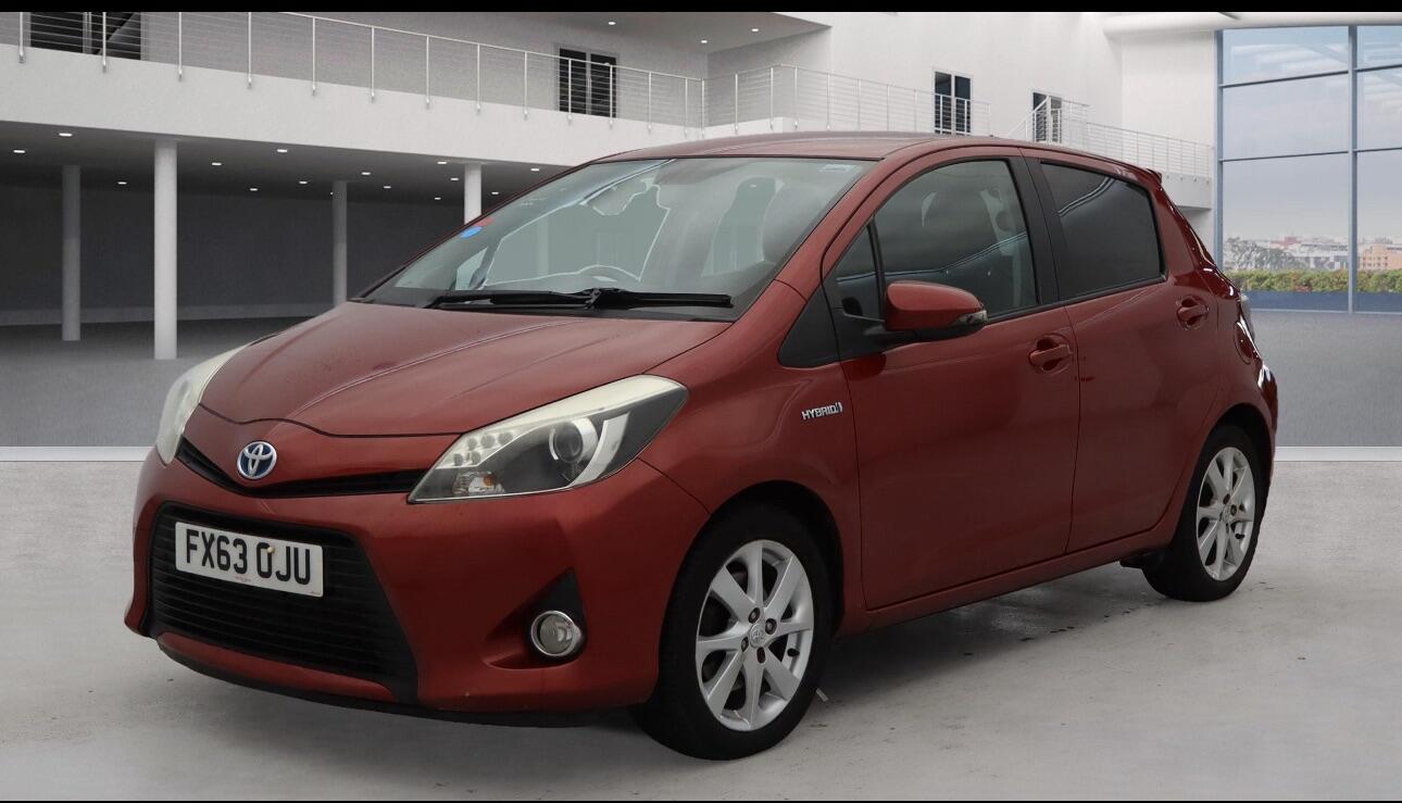 Used Toyota Yaris 2013 for sale - 76839544: Photo 2
