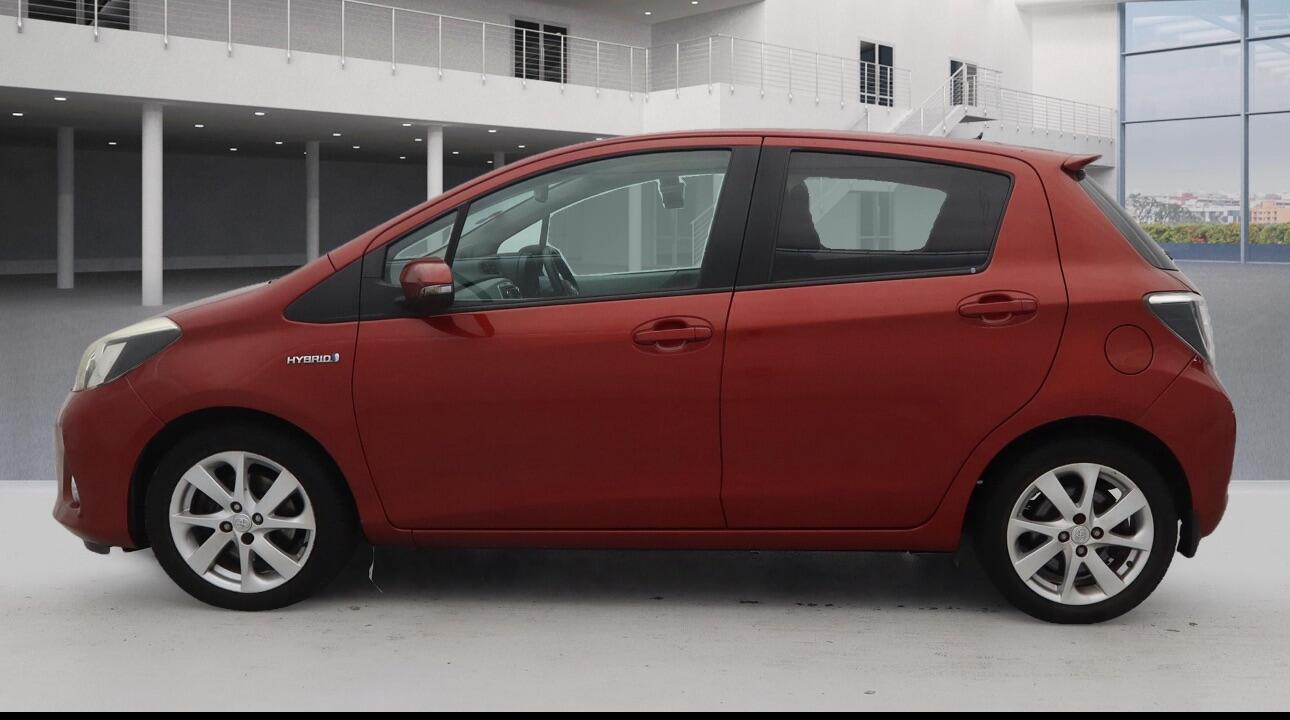 Used Toyota Yaris 2013 for sale - 76839544: Photo 4