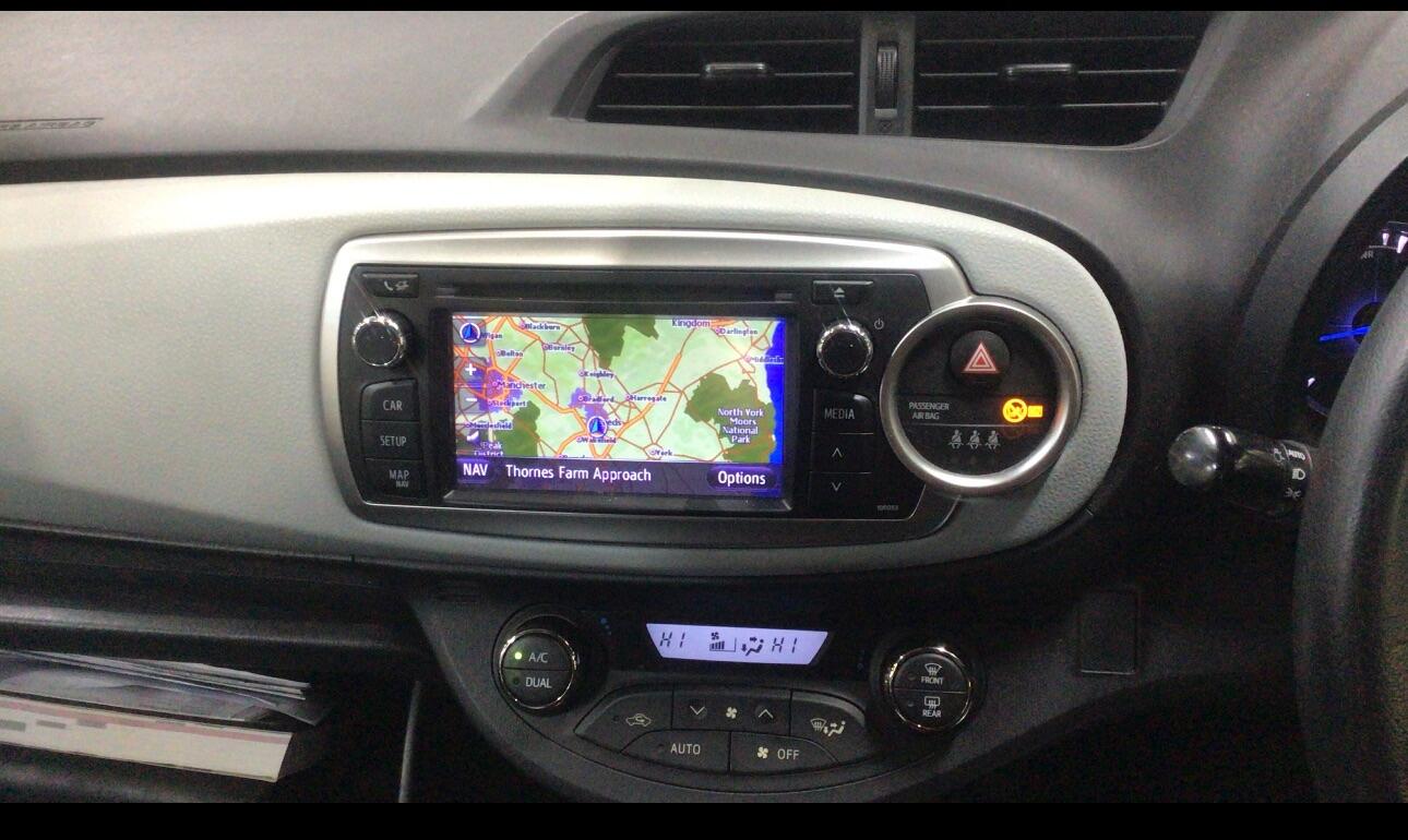 Used Toyota Yaris 2013 for sale - 76839544: Photo 8