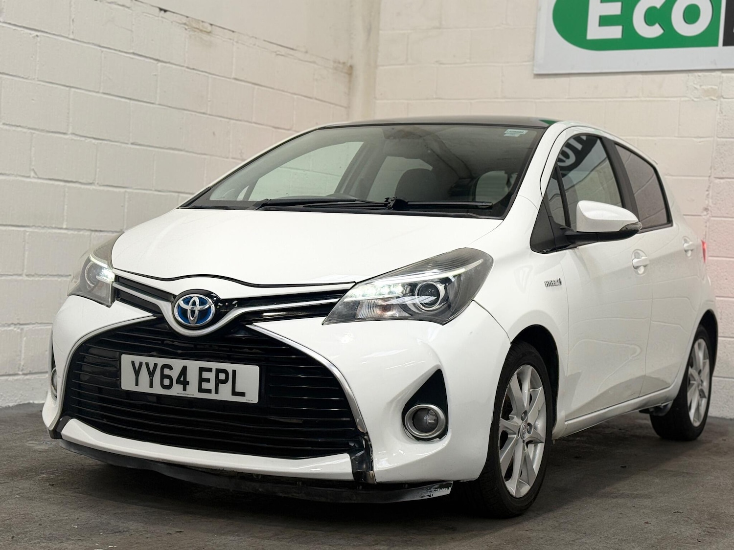 Used Toyota Yaris 2014 for sale - 76380998: Photo 2