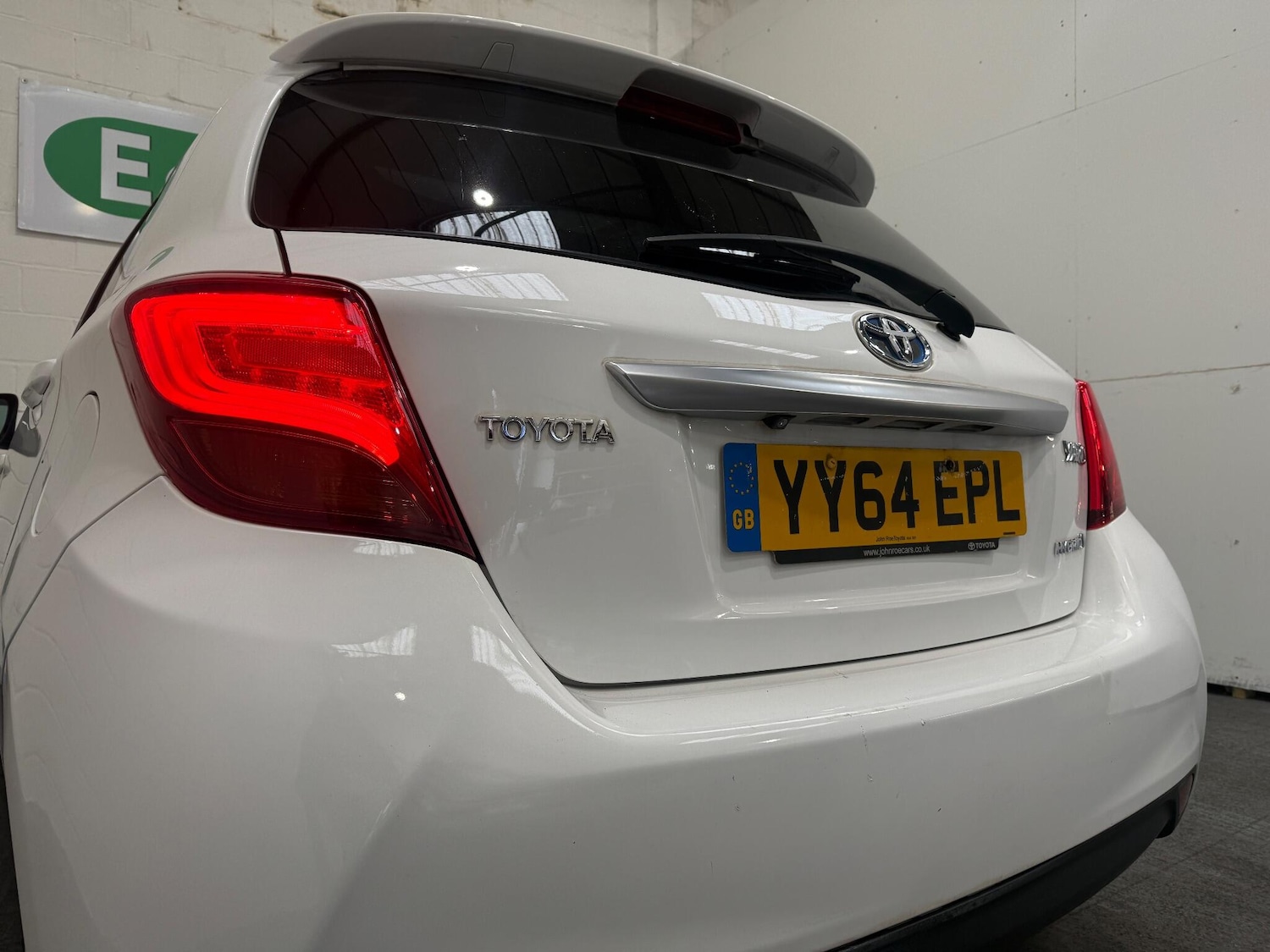 Used Toyota Yaris 2014 for sale - 76380998: Photo 20