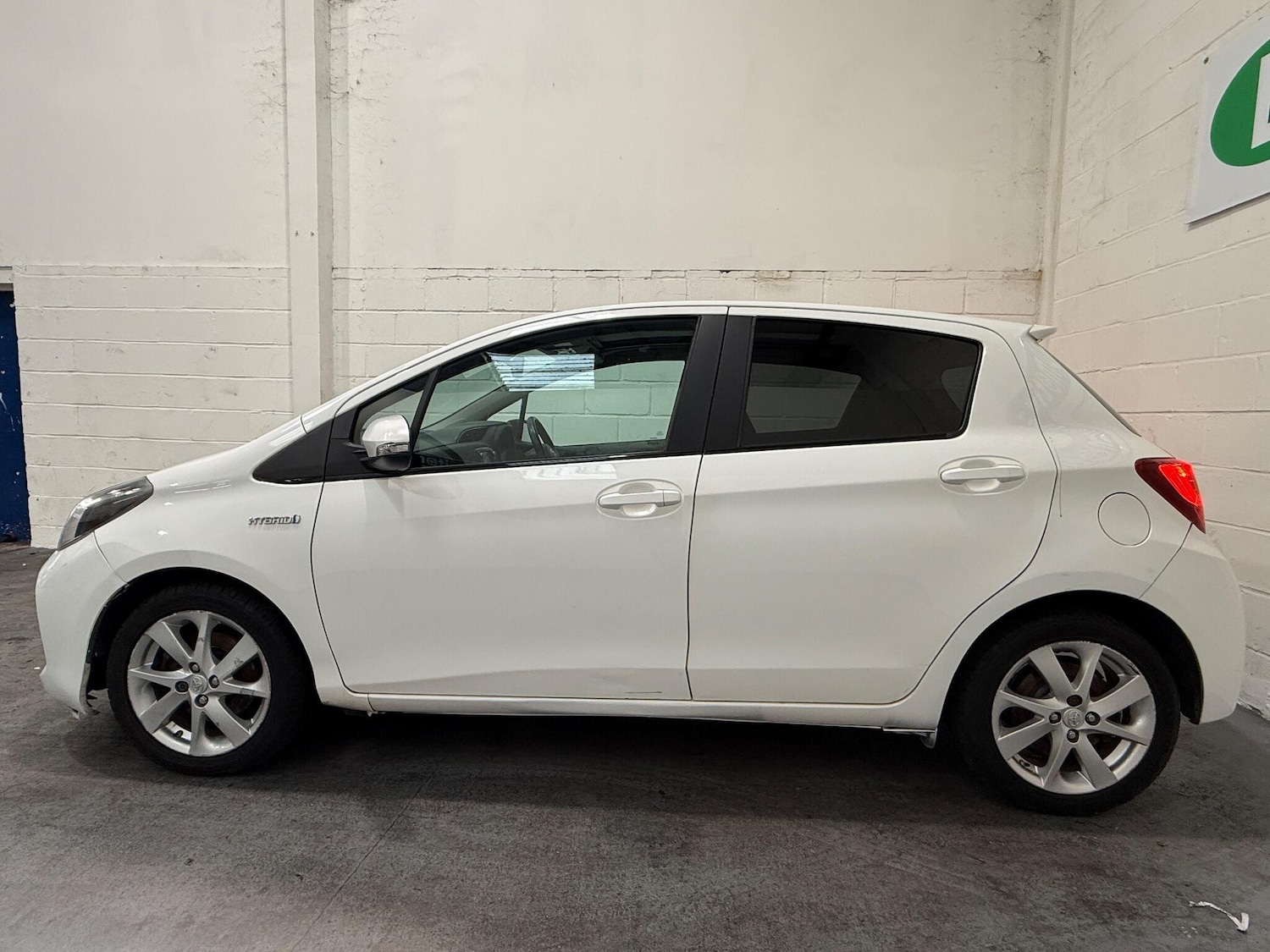 Used Toyota Yaris 2014 for sale - 76380998: Photo 9