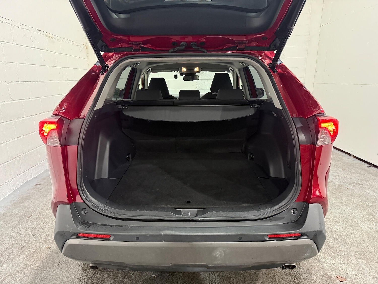 Used Toyota RAV4 for sale - 76528018: Photo 31