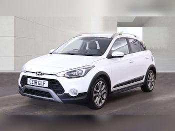 Used Hyundai i20 2018 for sale - 79407304: Photo