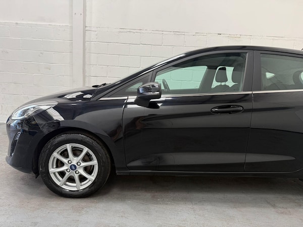 Used Ford Fiesta 2018 for sale - 75601031: Photo 10