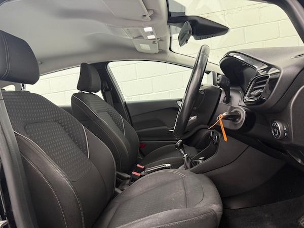 Used Ford Fiesta 2018 for sale - 75601031: Photo 26