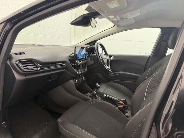 Used Ford Fiesta 2018 for sale - 75601031: Photo 44