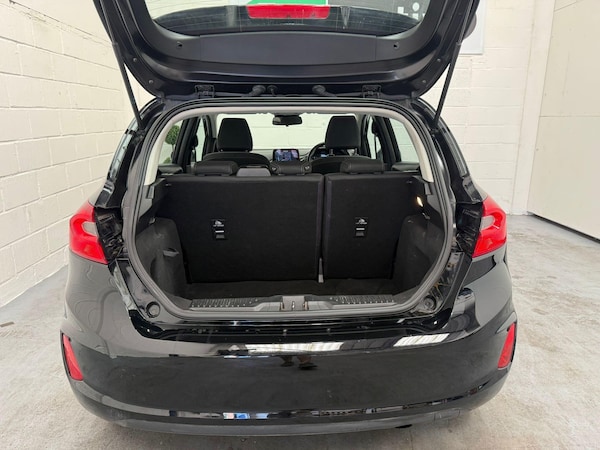 Used Ford Fiesta 2018 for sale - 75601031: Photo 45