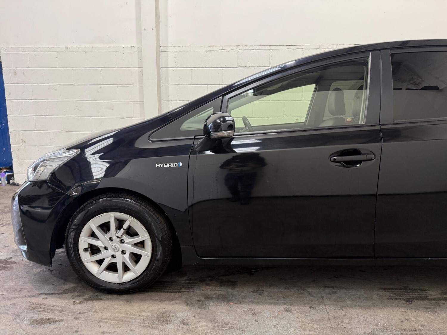 Used Toyota Prius+ 2018 for sale - 78020382: Photo 21