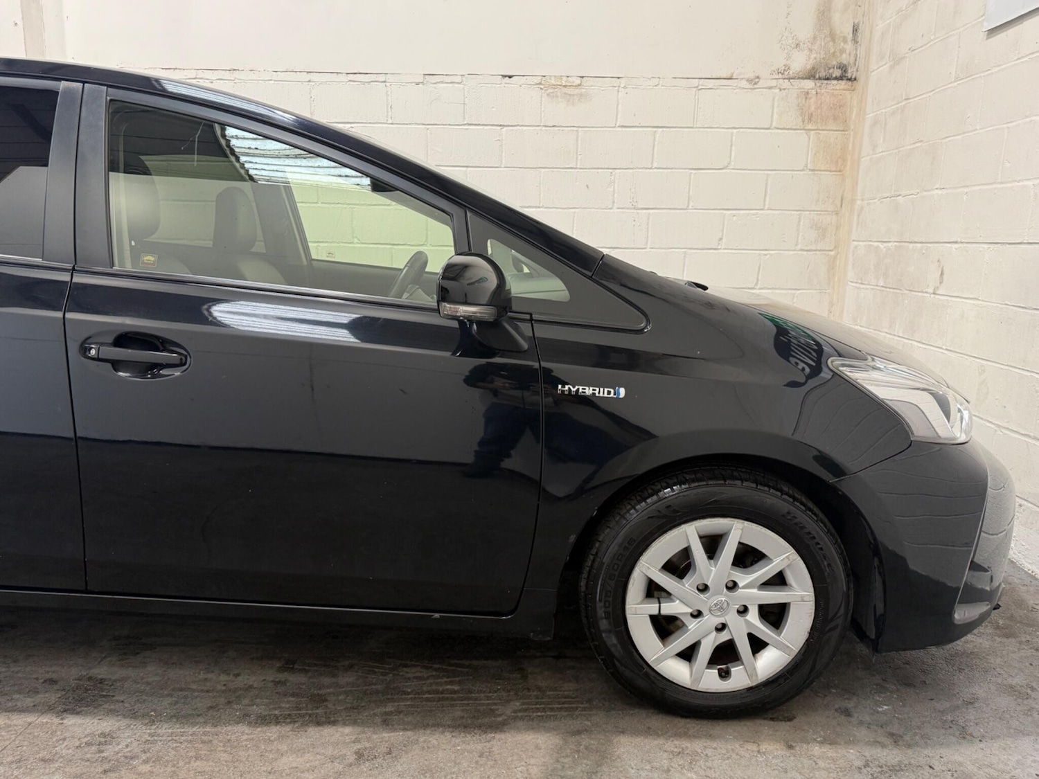 Used Toyota Prius+ 2018 for sale - 78020382: Photo 22