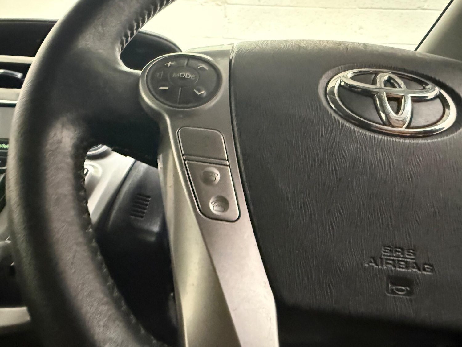 Used Toyota Prius+ 2018 for sale - 78020382: Photo 28