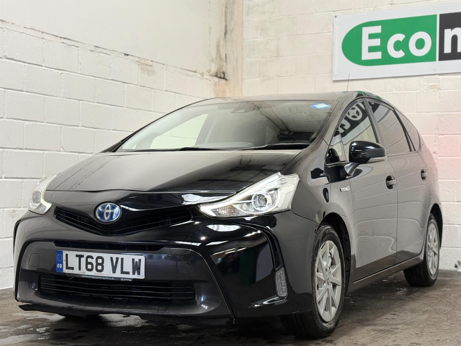 Used Toyota Prius+ 2018 for sale - 78020382: Photo 3