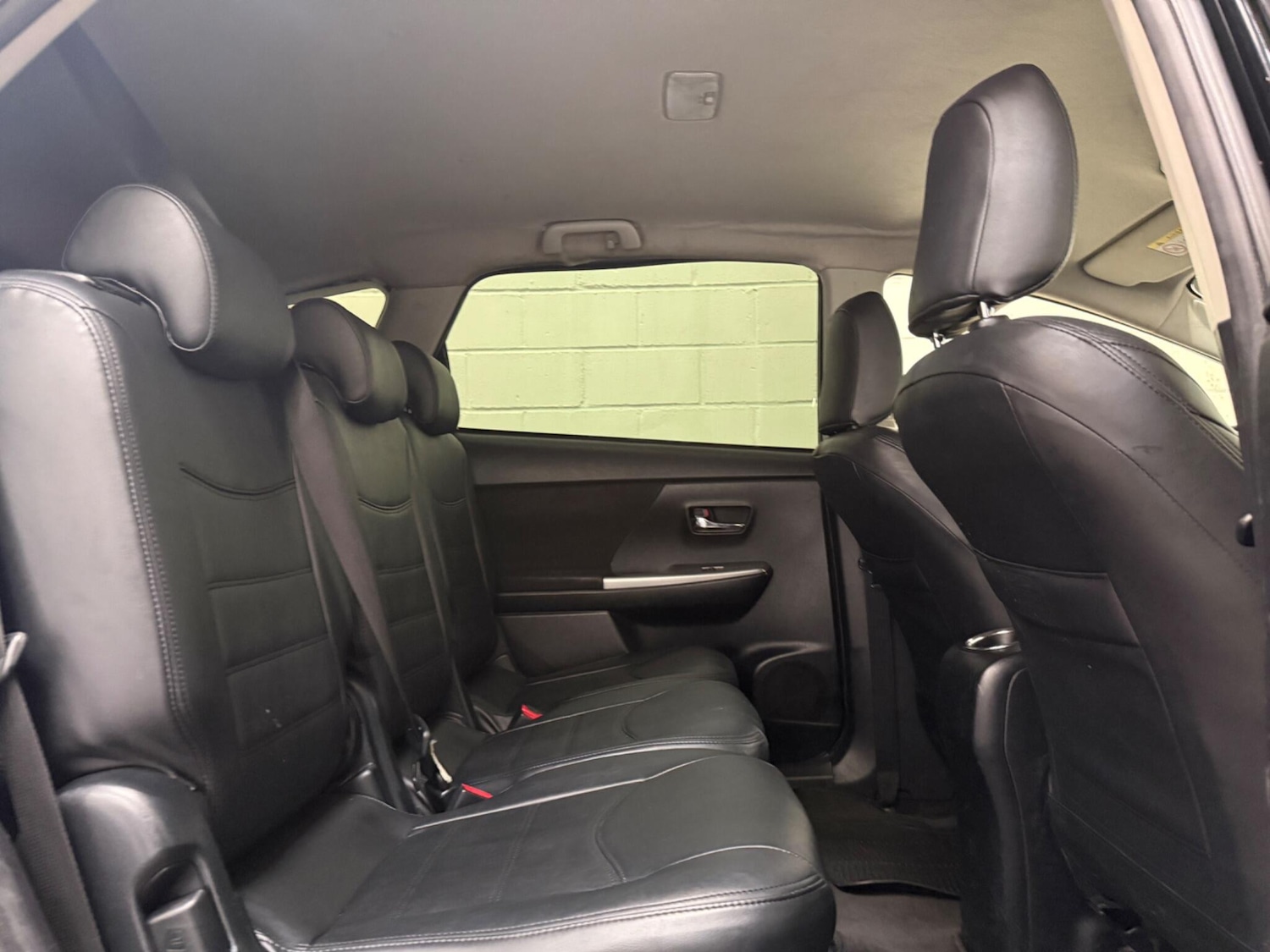 Used Toyota Prius+ 2018 for sale - 78020382: Photo 35