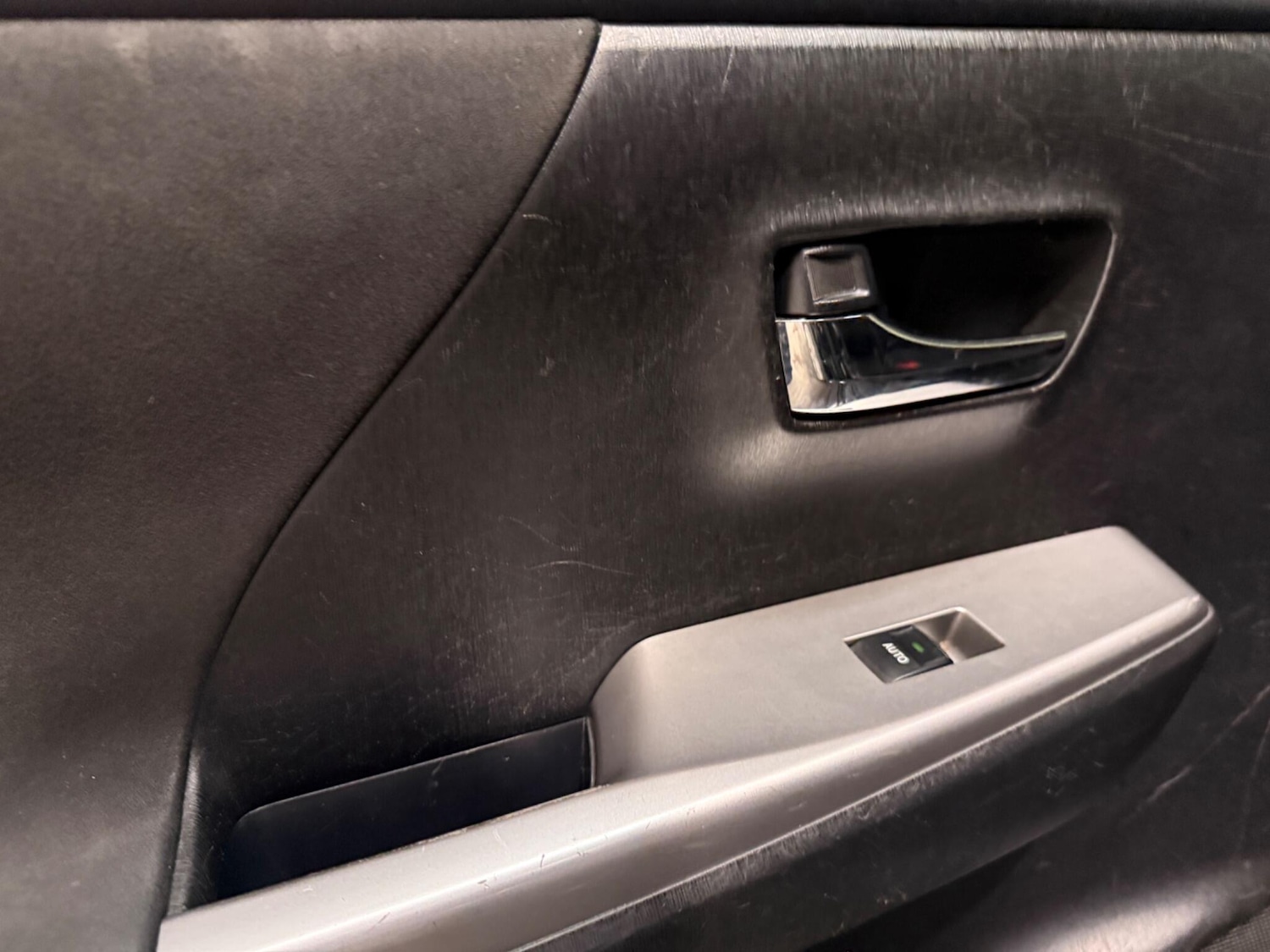 Used Toyota Prius+ 2018 for sale - 78020382: Photo 47