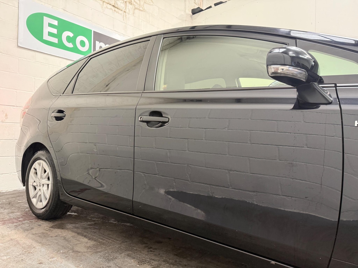 Used Toyota Prius+ 2018 for sale - 78020382: Photo 5