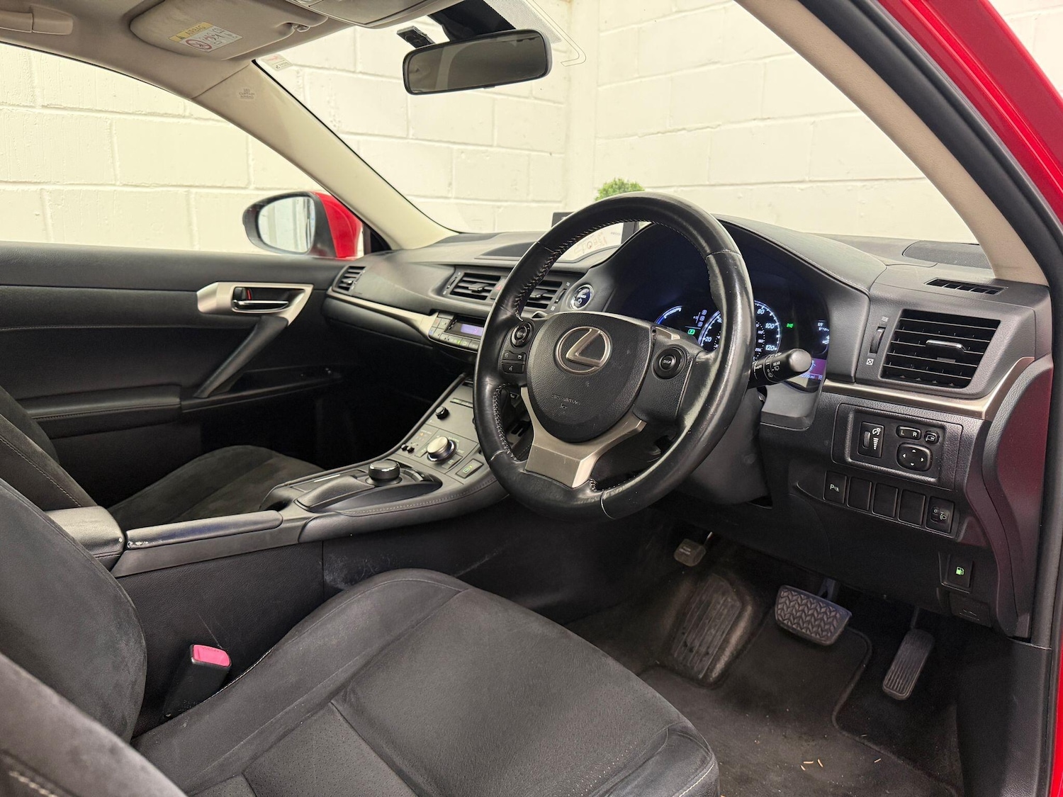 Used Lexus CT 2014 for sale - 76989308: Photo 33