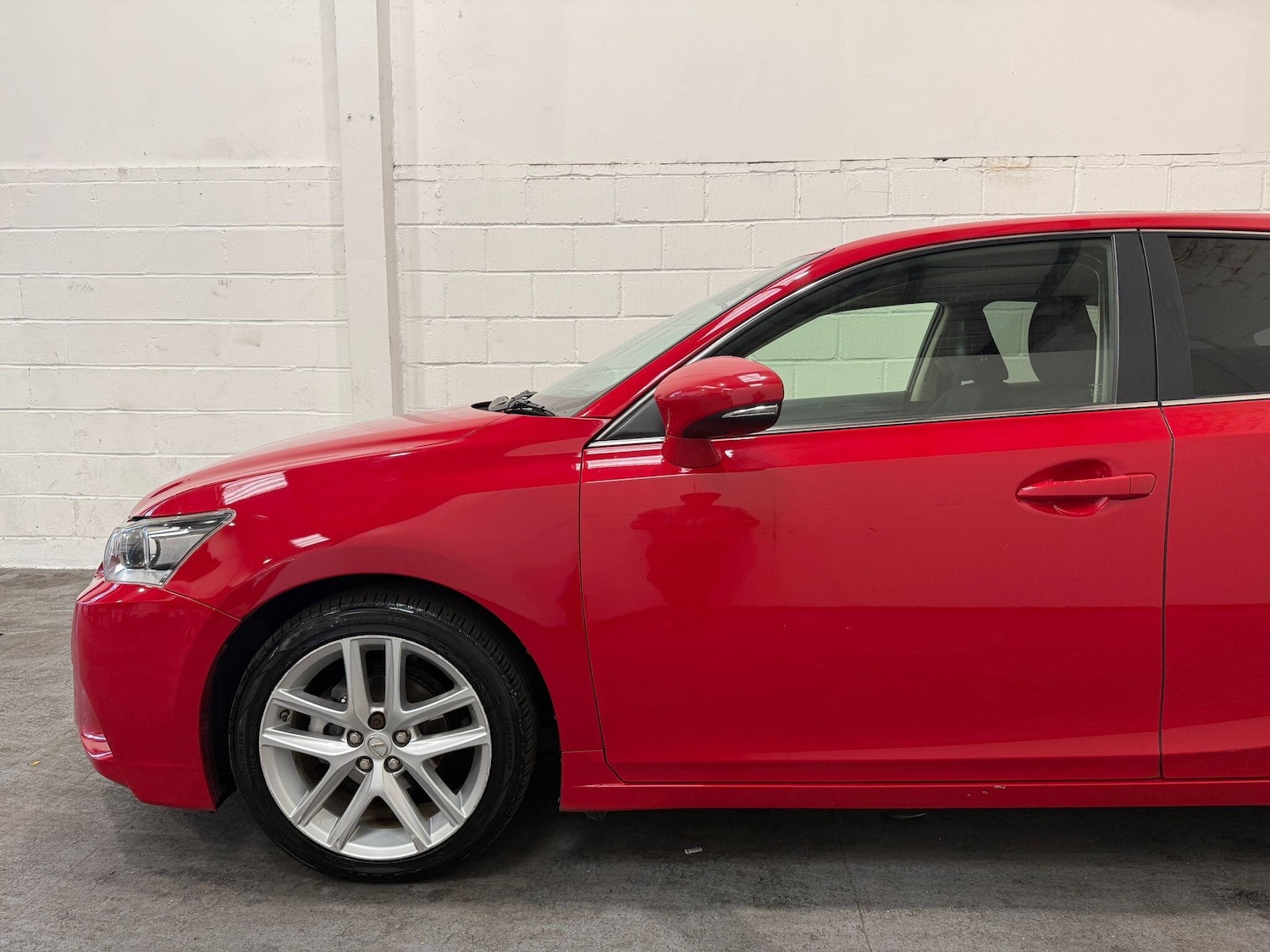 Used Lexus CT 2014 for sale - 76989308: Photo 6