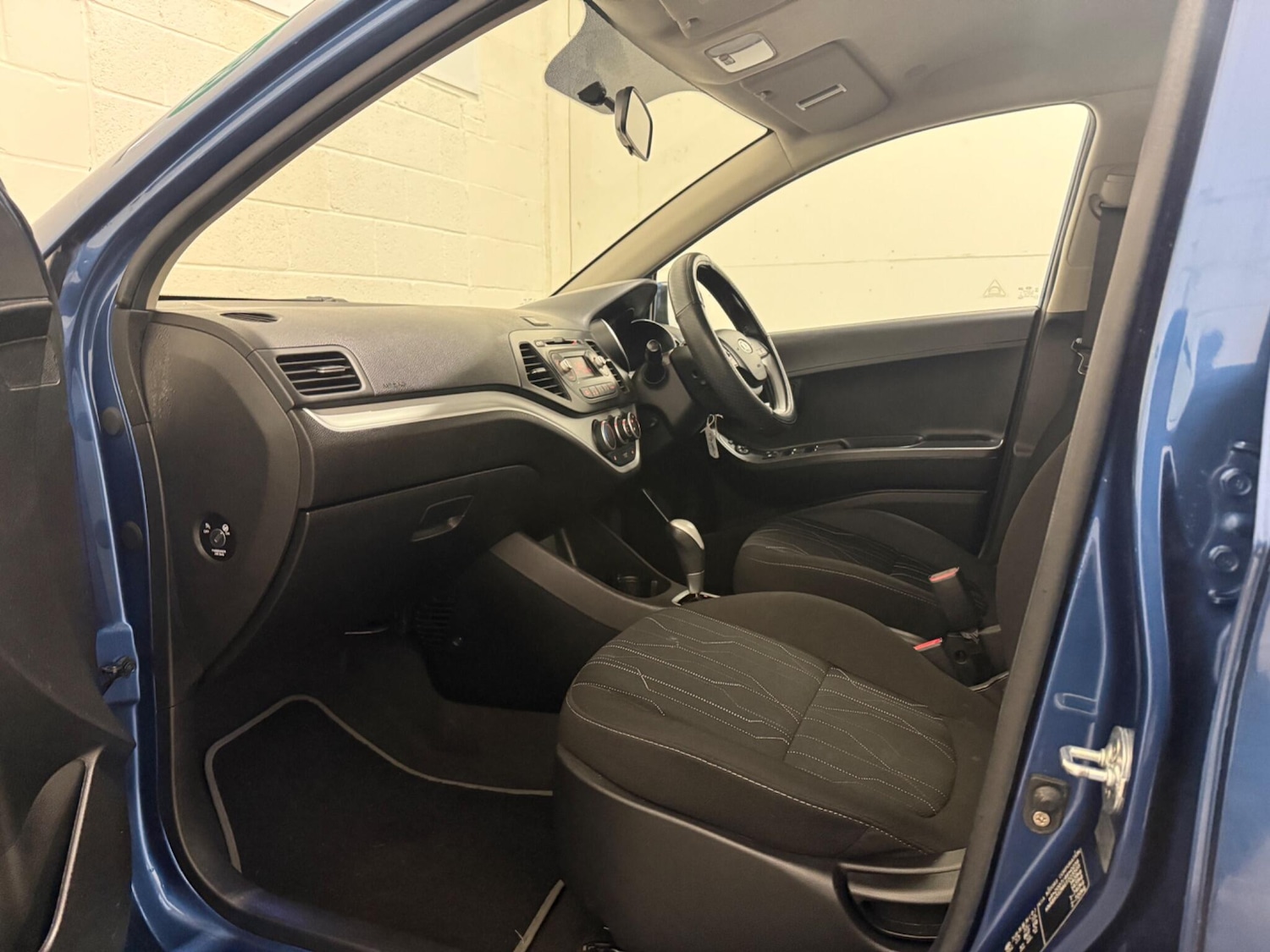 Used Kia Picanto 2016 for sale - 77633557: Photo 34