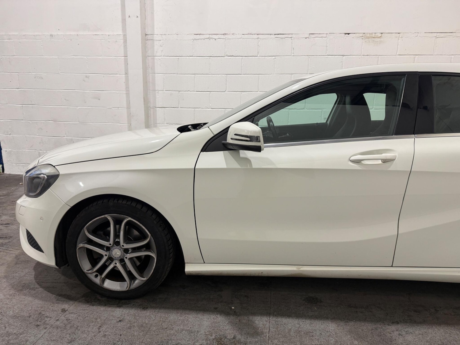 Used Mercedes-Benz A-Class 2014 for sale - 76759540: Photo 7