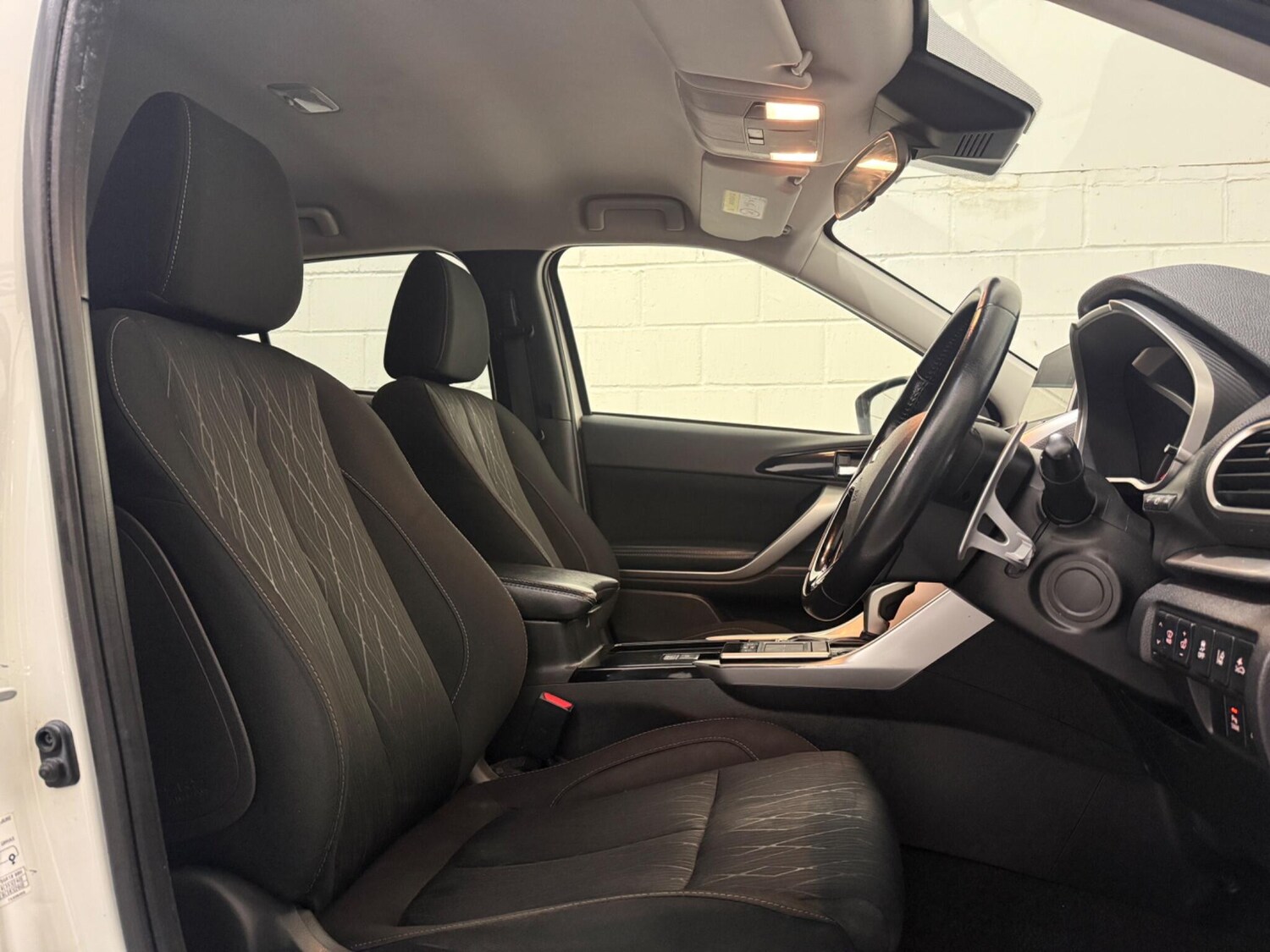 Used Mitsubishi Eclipse Cross 2018 for sale - 78072982: Photo 18